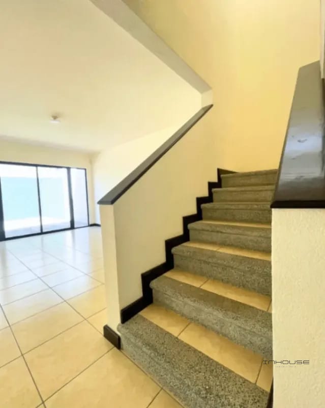CASA EN VENTA EN ZONA 16 SAN ISIDRO PARA ESTRENAR — Casa en Venta en Zona 16, Guatemala, Ciudad — foto 10 de 11