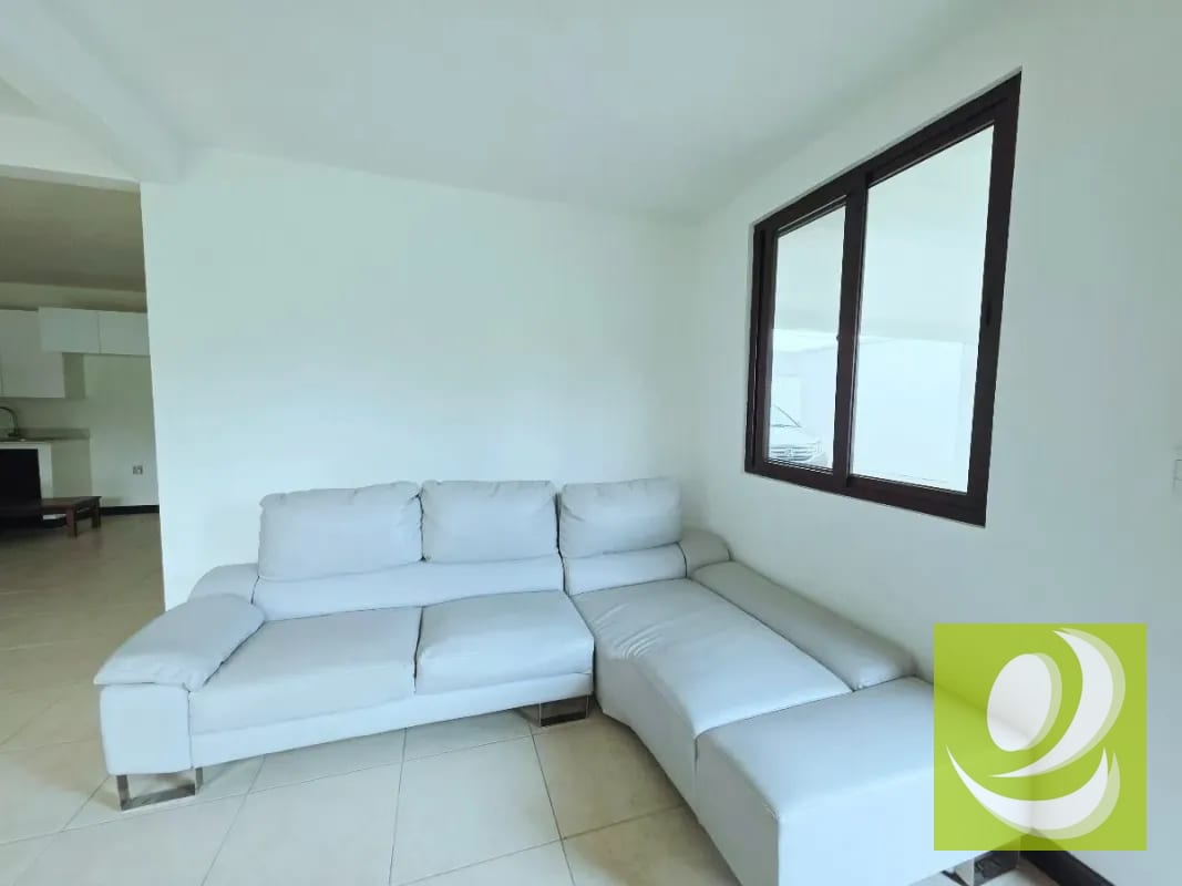 VENDO CASA NUEVA CERCA DE ZONA 16 CERCA CRISTO REY — Casa en Venta en Zona 16, Guatemala, Ciudad — foto 9 de 10