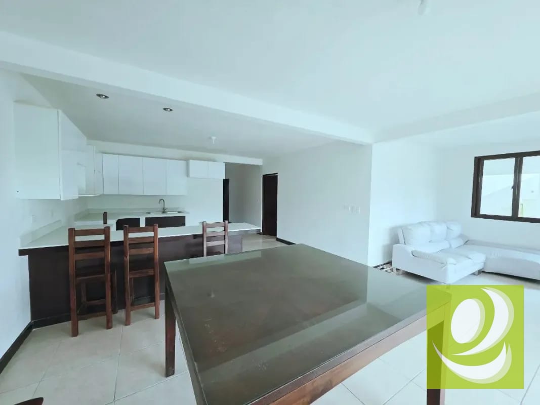 VENDO CASA NUEVA CERCA DE ZONA 16 CERCA CRISTO REY — Casa en Venta en Zona 16, Guatemala, Ciudad — foto 7 de 10
