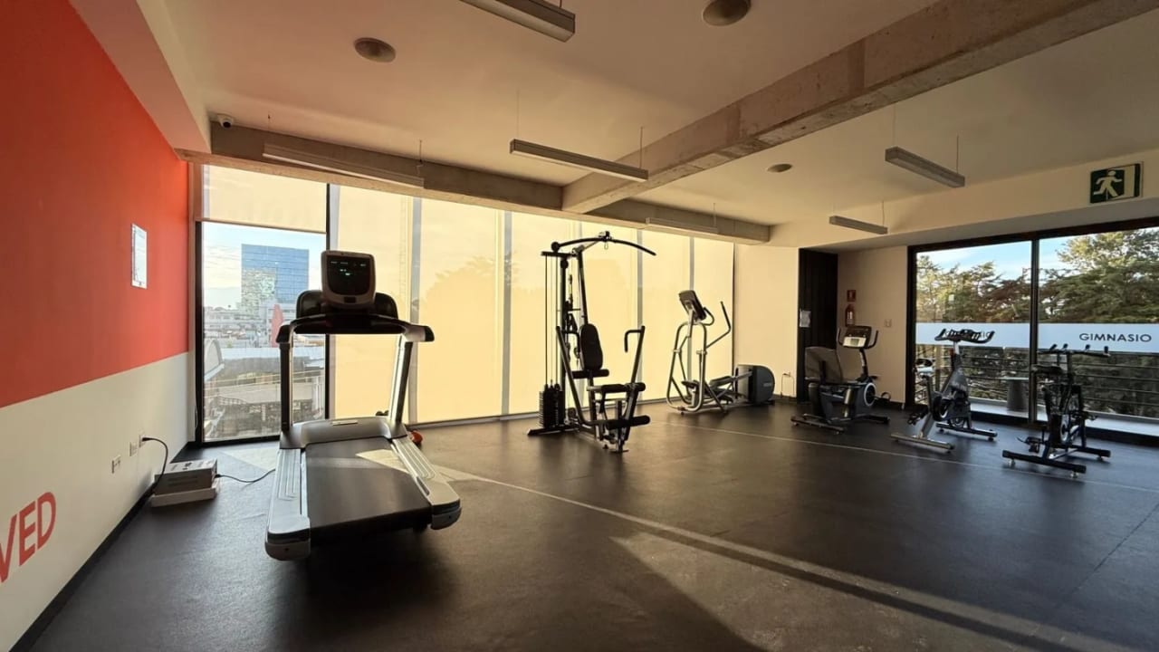 Apartamento en venta, Edificio Mira, zona 10 — Apartamento en Venta en Mira, Zona 10, Guatemala, Ciudad — foto 7 de 16