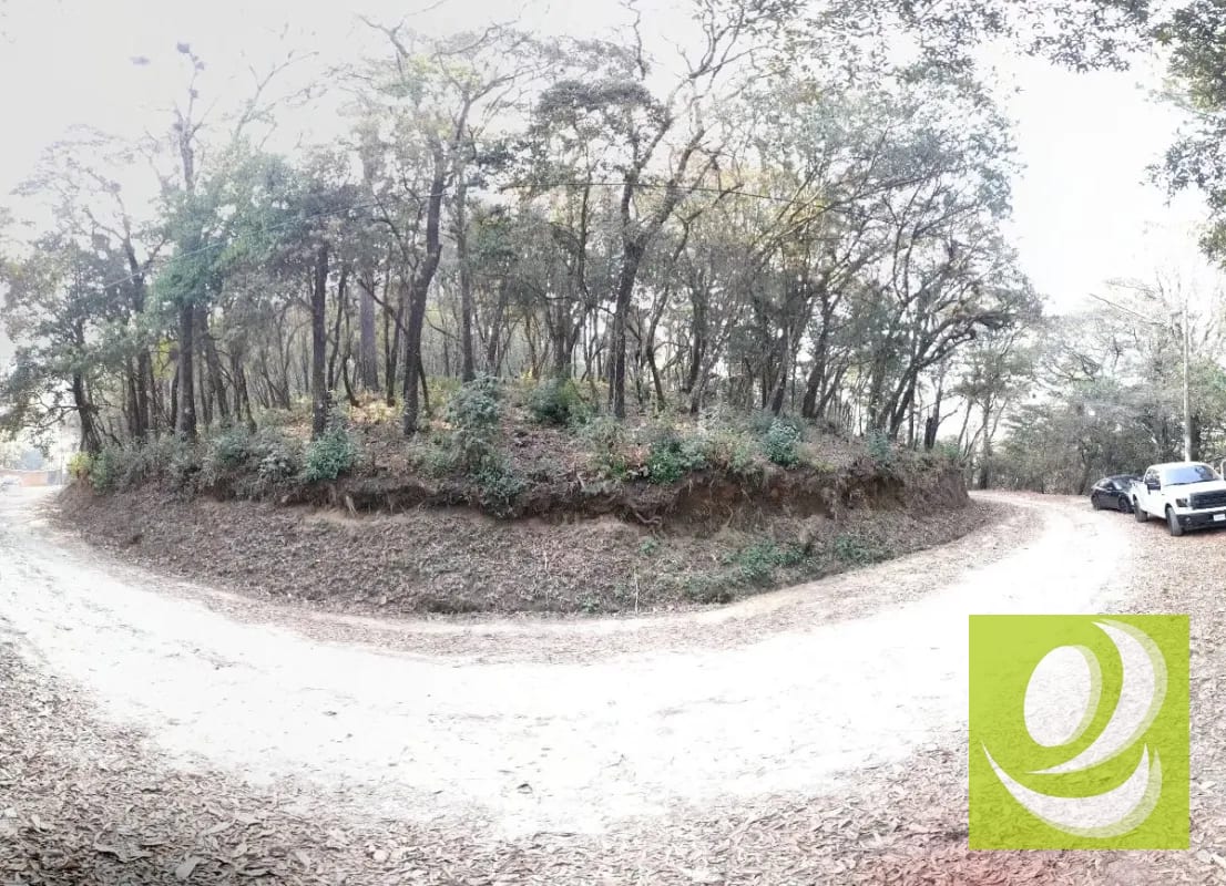 Terreno de Esquina en Venta en El Encinal Zona 7 Mixco — Terreno en Venta en Zona 7 Mixco, Guatemala, Ciudad — foto 2 de 7