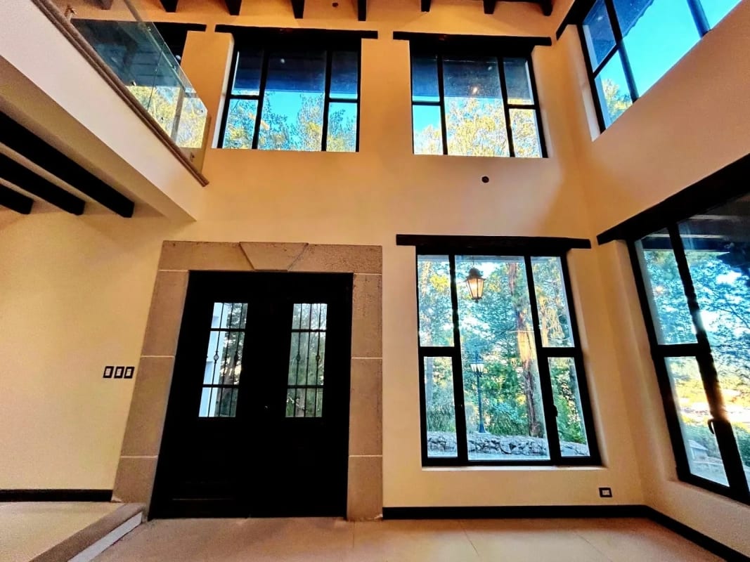 PROPIEDAD EN VENTA SOBRE CARRETERA INTERAMERICANA Km.33.8 — Casa en Venta en Santa Maria Cauqué, Sacatepéquez — foto 7 de 14