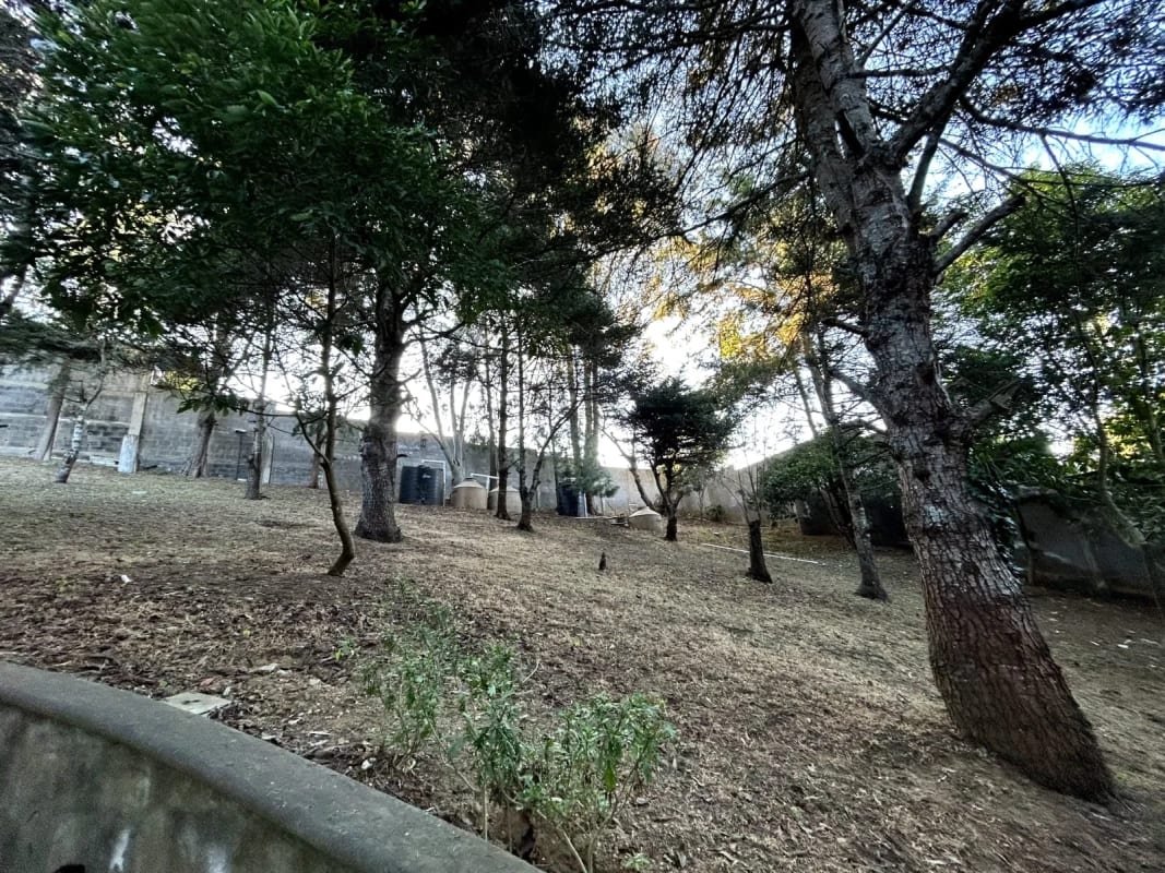PROPIEDAD EN VENTA SOBRE CARRETERA INTERAMERICANA Km.33.8 — Casa en Venta en Santa Maria Cauqué, Sacatepéquez — foto 3 de 14
