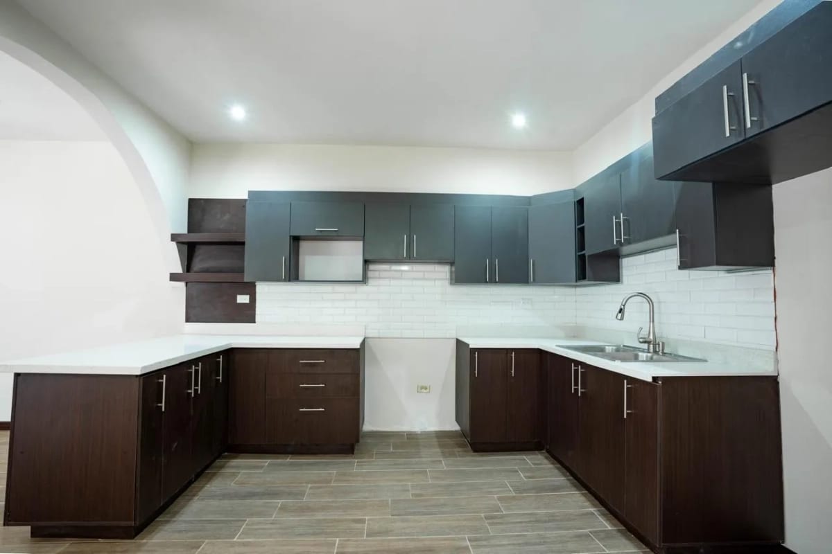 Residencia Exclusiva en Condominio Antigua Gardens — Casa en Venta en Antigua Gardens, Alotenango, Sacatepéquez — foto 13 de 16