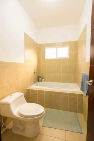 Casa en Venta, Condominio Trivento de San Vicente, Km 18.5 CAES, Zona 9 Santa Catarina Pínula — Casa en Venta en Trivento, Carretera a El Salvador, Guatemala, Ciudad — miniatura 3 de 12
