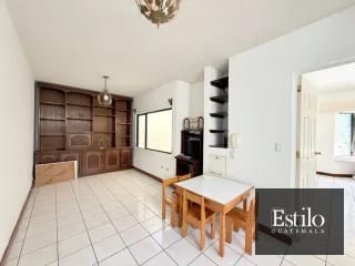 CASA EN VENTA — Casa en Venta en Vistas de Kanajuyú, Zona 16, Guatemala, Ciudad — miniatura 3 de 10