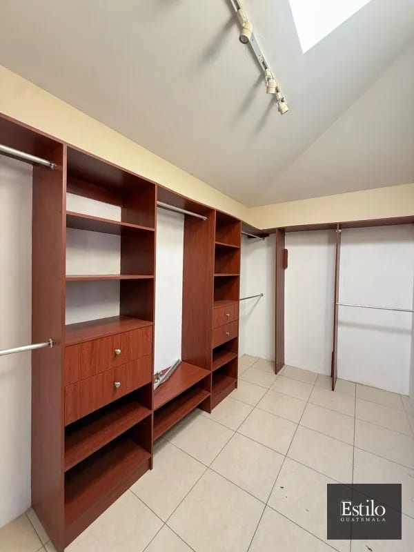 CASA EN VENTA ENTRADA SAN JOSE PINULA. — Casa en Venta en San José Pinula, Guatemala, Ciudad — foto 4 de 10