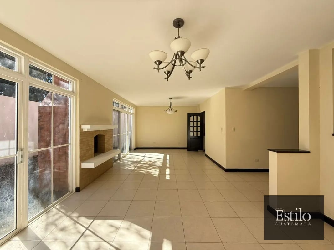 CASA EN VENTA ENTRADA SAN JOSE PINULA. — Casa en Venta en San José Pinula, Guatemala, Ciudad — foto 2 de 10