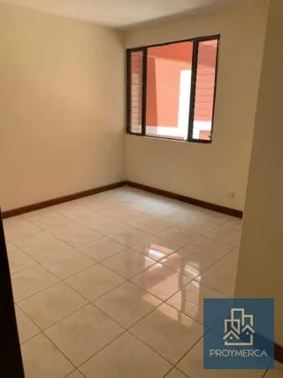 Apartamento con jardín en venta, Zona 10 — Apartamento en Venta en Zona 10, Guatemala, Ciudad — miniatura 9 de 9