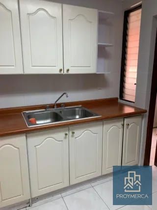 Apartamento con jardín en venta, Zona 10 — Apartamento en Venta en Zona 10, Guatemala, Ciudad — miniatura 5 de 9