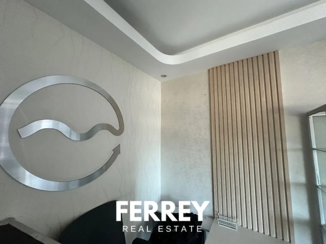 🏥 ClĂnica en Venta – Zona 10 — Oficina en Venta en Zona 10, Guatemala, Ciudad — foto 5 de 12