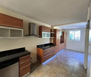 Casa en Km 21 carretera a El Salvador — Casa en Venta en Carretera a El Salvador, Guatemala, Ciudad — miniatura 3 de 4
