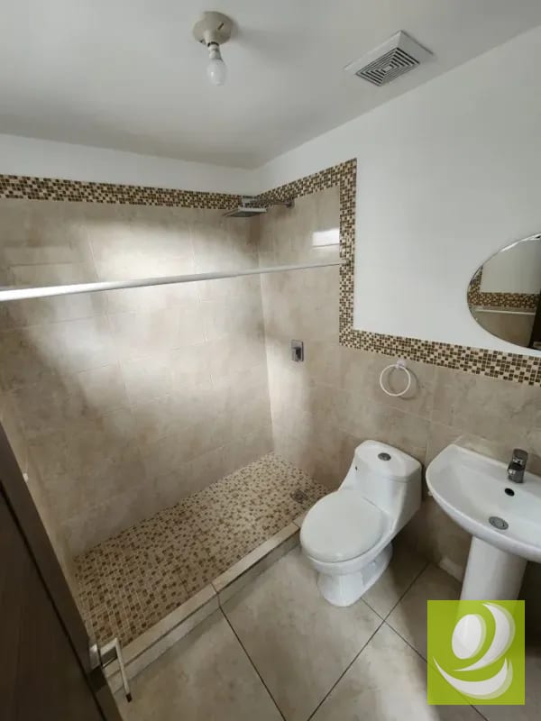 Apartamento en Venta/renta en Di Fiori Zona 7 — Apartamento en Venta en Di Fiori, Zona 7, Guatemala, Ciudad — foto 3 de 17