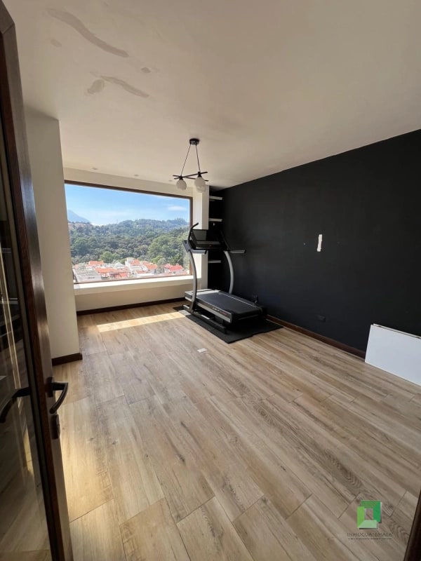Casa en Venta Choacorral SAN LUCAS hermosa casa — Casa en Venta en San Lucas Sacatepéquez, Sacatepéquez — foto 3 de 17