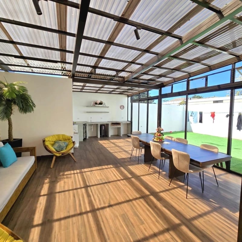 CASA EN VENTA LOMAS DE SAN NICOLÁS KM. 21.5 CARRETERA A EL SALVADOR — Casa en Venta en Carretera a El Salvador, Guatemala, Ciudad — foto 10 de 12