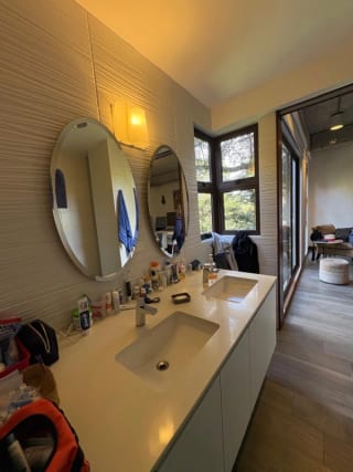APARTAMENTO AMUEBLADO RENTA OAKLAND ZONA 10, 159 MTS2, 2 DORMITORIOS, 2,500 + IVA — Apartamento en Alquiler en Zona 10, Guatemala, Ciudad — miniatura 5 de 7