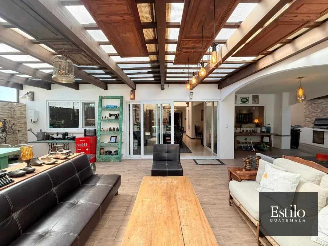 CASA EN VENTA LA FONTANA — Casa en Venta en Carretera a El Salvador, Guatemala, Ciudad — foto 9 de 15