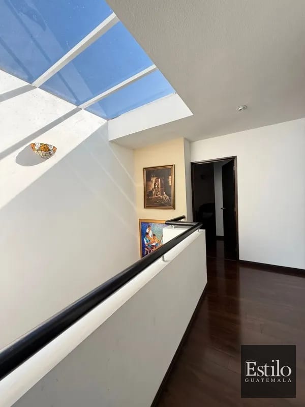 Casa en Venta la Fontana — Casa en Venta en Carretera a El Salvador, Guatemala, Ciudad — foto 7 de 15