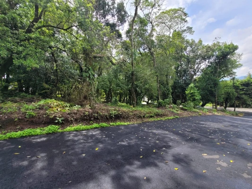Amplio terreno en km 20 CAES Fraijanes — Terreno en Venta en Fraijanes, Carretera a El Salvador, Guatemala, Ciudad — foto 2 de 6