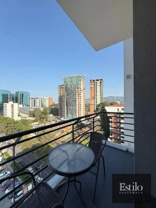 APARTAMENTO EN VENTA ZONA 14 — Apartamento en Venta en Zona 14, Guatemala, Ciudad — miniatura 1 de 9