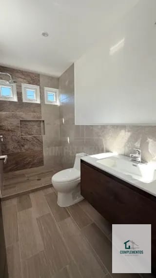 Hacienda Real, Casa en venta zona 16 — Casa en Venta en Hacienda Real, Zona 16, Guatemala, Ciudad — miniatura 4 de 11