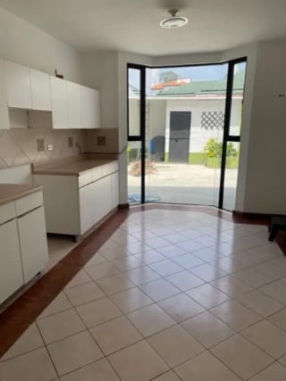 Casa en VENTA km. 15.5 Carretera a El Salvador — Casa en Venta en Carretera a El Salvador, Guatemala, Ciudad — miniatura 7 de 17