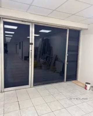 CASA EN VENTA EN ZONA 6  PARA USO COMERCIAL FRENTE A LA PARADA DEL TRANSMETRO — Casa en Venta en Zona 6, Guatemala, Ciudad — miniatura 4 de 12