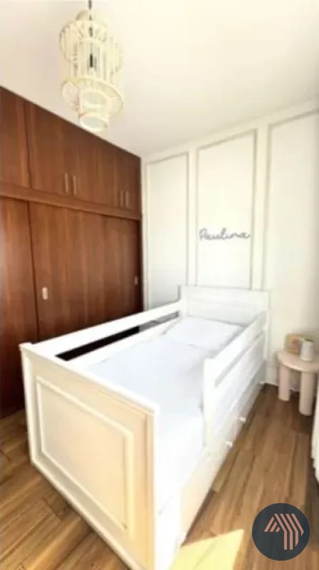 VENTA DE MODERNA CASA EXCELENTE UBICACIÓN - BLV. SAN CRISTOBAL — Casa en Venta en Zona 8 Mixco, Guatemala, Ciudad — foto 2 de 12