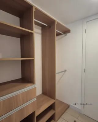 APARTAMENTO EN VENTA ZONA 4 QUO EN NIVEL BAJO — Apartamento en Venta en Zona 4, Guatemala, Ciudad — miniatura 5 de 10