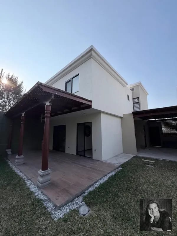 Casa en Venta en Vistas de San Isidro – Zona 16 — Casa en Venta en Vistas de San Isidro, Zona 16, Guatemala, Ciudad — foto 12 de 17