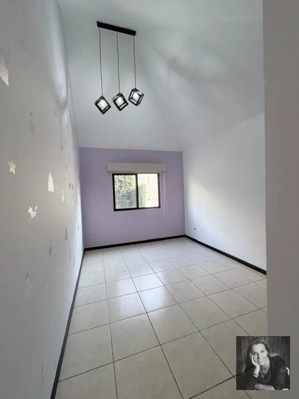 Casa en Venta en Vistas de San Isidro – Zona 16 — Casa en Venta en Vistas de San Isidro, Zona 16, Guatemala, Ciudad — foto 4 de 17