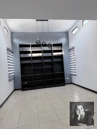 Casa en Venta en Vistas de San Isidro – Zona 16 — Casa en Venta en Vistas de San Isidro, Zona 16, Guatemala, Ciudad — miniatura 2 de 17