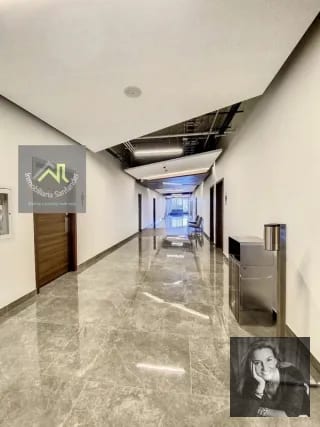 Oficina Exclusiva en Venta en Edificio Spazio Zona 15 Guatemala — Oficina en Venta en Spazio, Zona 15, Guatemala, Ciudad — miniatura 2 de 6