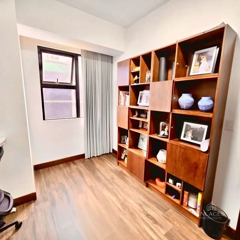 Zona 14 • Apartamento en Venta • Edificio Casa Roble — Apartamento en Venta en Casa Roble, Zona 14, Guatemala, Ciudad — foto 9 de 13