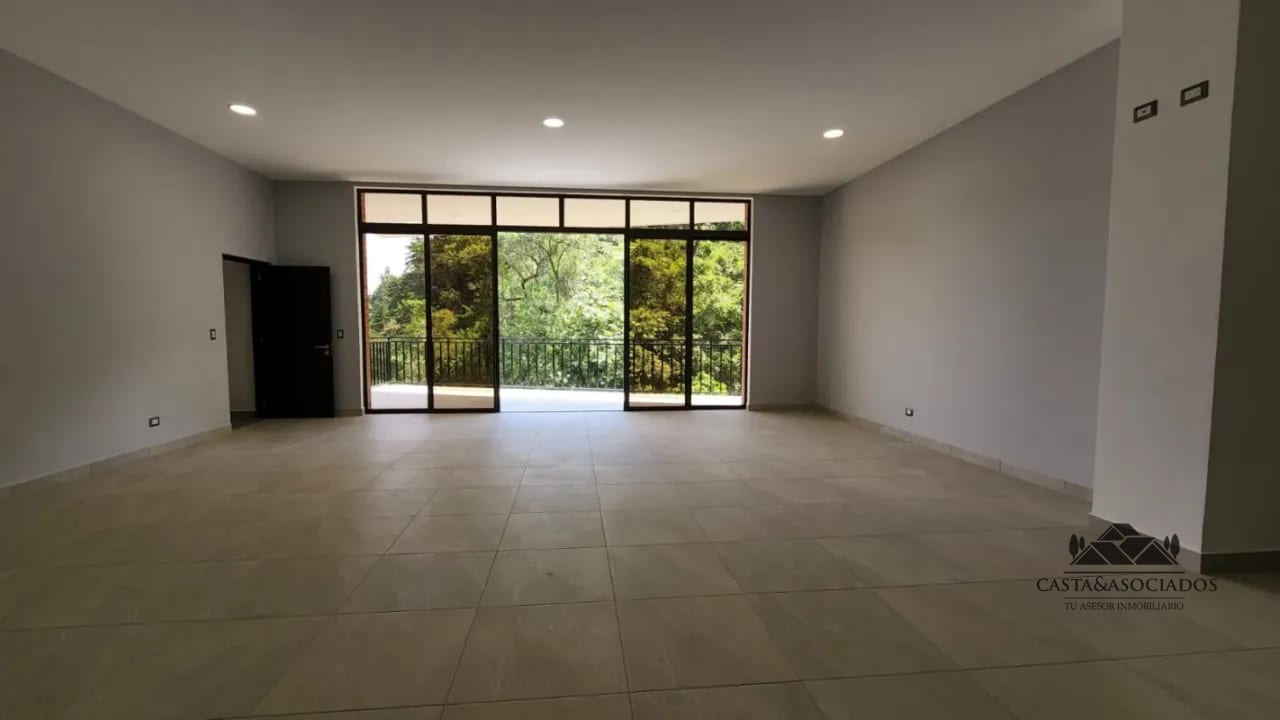 CASA EN RENTA ANTARIA — Casa en Alquiler en Santa Catarina Pinula, Guatemala, Ciudad — foto 2 de 15