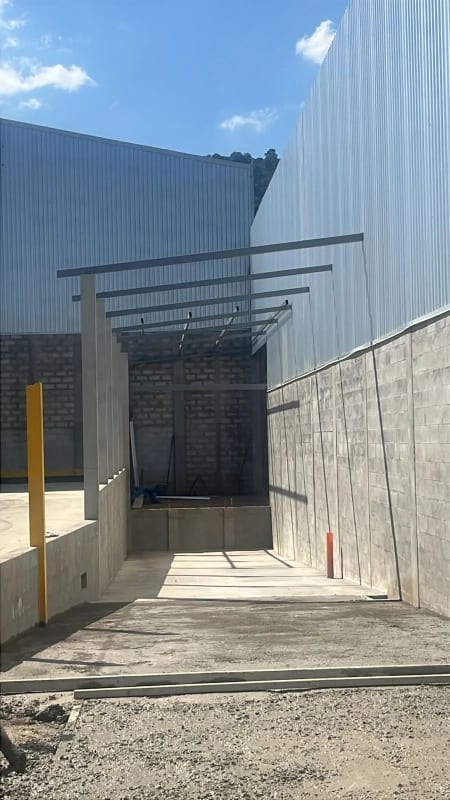 Se Renta Nave Industrial de 2,300 m2 En San Andrés Itzapa Chimaltenango — Bodega / Ofibodega en Alquiler en San Andrés Itzapa, Chimaltenango — foto 7 de 16