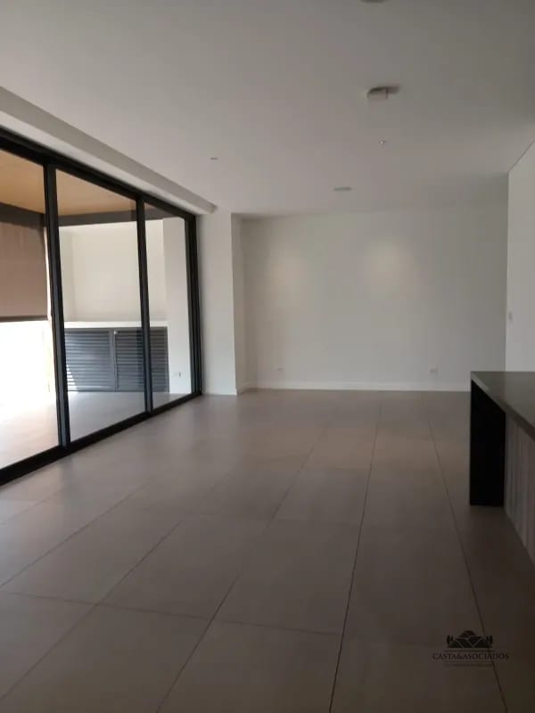 APARTAMENTO EN RENTA ZONA 10 — Apartamento en Alquiler en Zona 10, Guatemala, Ciudad — foto 8 de 12