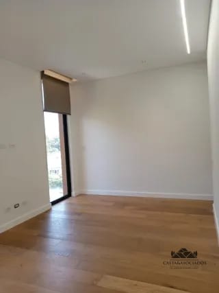 APARTAMENTO EN RENTA ZONA 10 — Apartamento en Alquiler en Zona 10, Guatemala, Ciudad — miniatura 2 de 12
