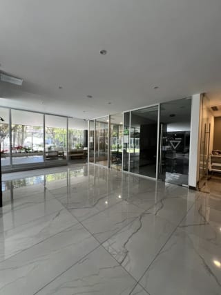 VASANTA / APARTAMENTO DE 2 HABITACIONES EN VENTA / ZONA 10 — Apartamento en Venta en Vasanta, Zona 10, Guatemala, Ciudad — miniatura 2 de 17