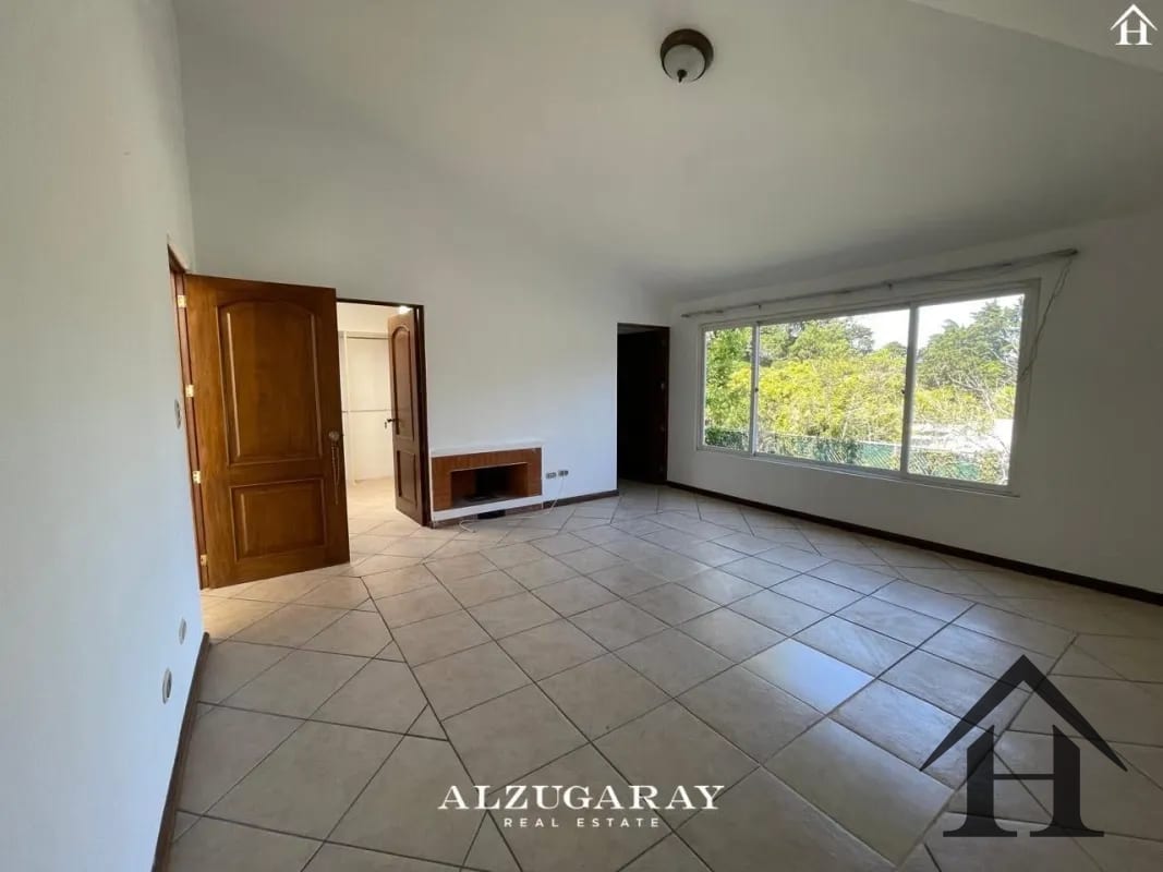 casa con jardin  cond San Antonio Km16.5 Carr A El Salv — Casa en Venta en San Antonio, Carretera a El Salvador, Guatemala, Ciudad — foto 5 de 11