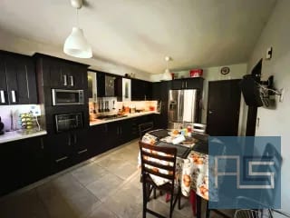 *Casa amplia de 4 hab en VENTA,  La Fontana 2, Carretera a El Salvador* — Casa en Venta en La Fontana II, Carretera a El Salvador, Guatemala, Ciudad — miniatura 12 de 17