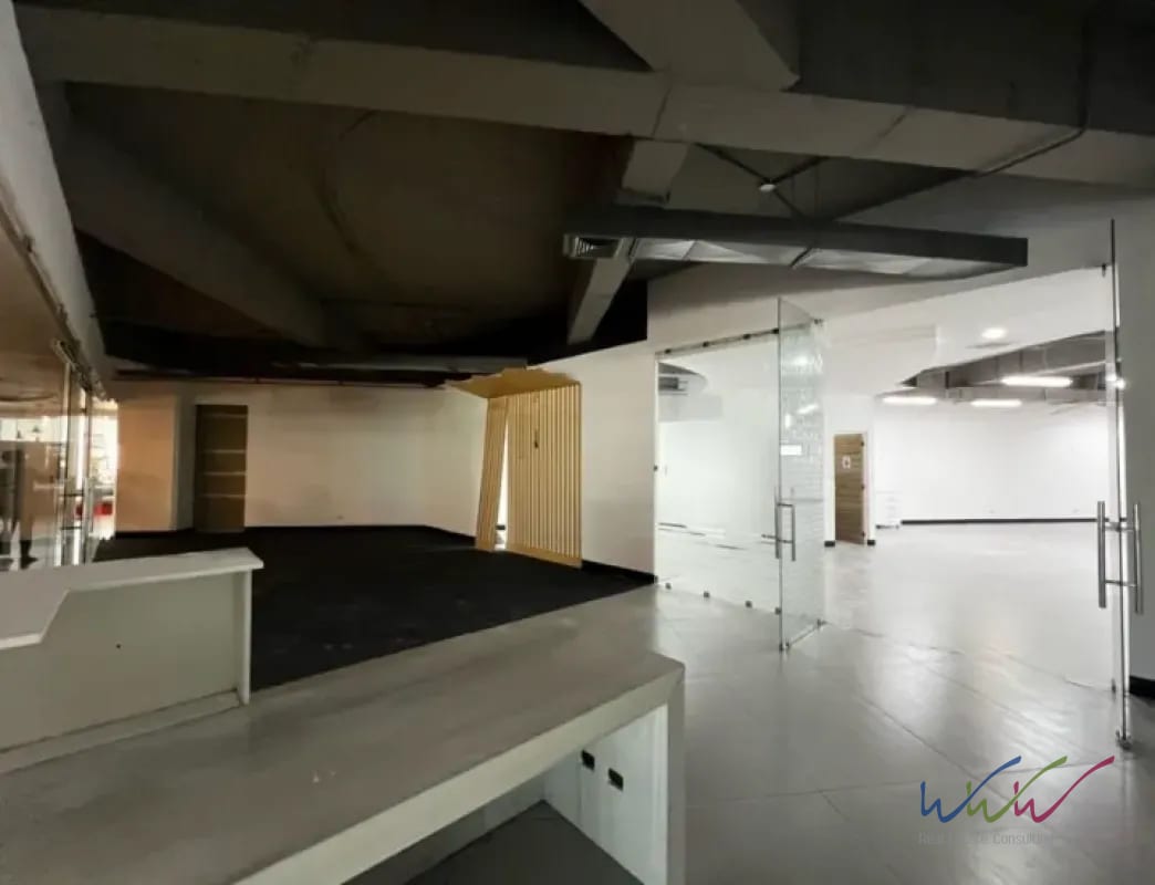 Rento Local Comercial de 208m2 en Design Center, Zona 10 — Local en Alquiler en Zona 10, Guatemala, Ciudad — foto 7 de 10