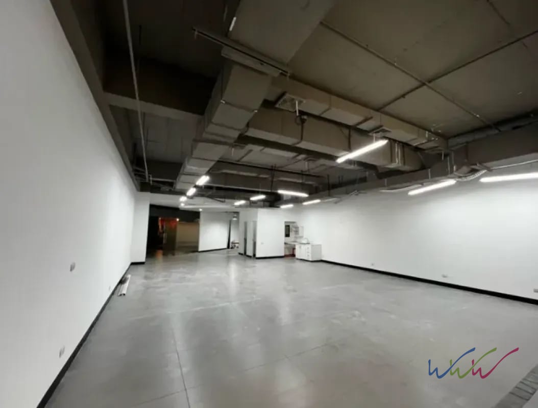 Rento Local Comercial de 208m2 en Design Center, Zona 10 — Local en Alquiler en Zona 10, Guatemala, Ciudad — foto 6 de 10