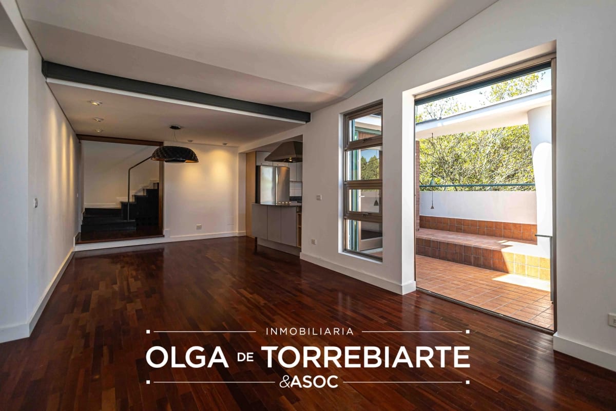 Loft en Colonia Oakland, Zona 10 — Apartamento en Alquiler en Zona 10, Guatemala, Ciudad — foto 1 de 10