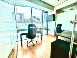 Oficina en renta, Edificio Platina zona 10 — Oficina en Alquiler en Zona 10, Guatemala, Ciudad — miniatura 14 de 17