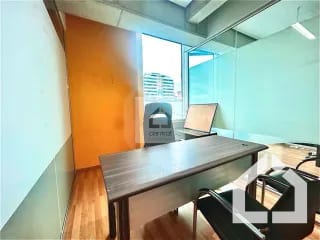 Oficina en renta, Edificio Platina zona 10 — Oficina en Alquiler en Zona 10, Guatemala, Ciudad — miniatura 13 de 17