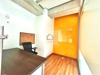 Oficina en renta, Edificio Platina zona 10 — Oficina en Alquiler en Zona 10, Guatemala, Ciudad — miniatura 12 de 17