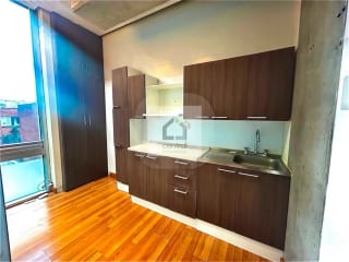 Oficina en renta, Edificio Platina zona 10 — Oficina en Alquiler en Zona 10, Guatemala, Ciudad — miniatura 10 de 17