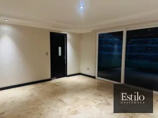 CASA EN VENTA CONDOMINIO COLINAS DE CASTEL — Casa en Venta en Colinas de Castel, Carretera a El Salvador, Guatemala, Ciudad — miniatura 9 de 12