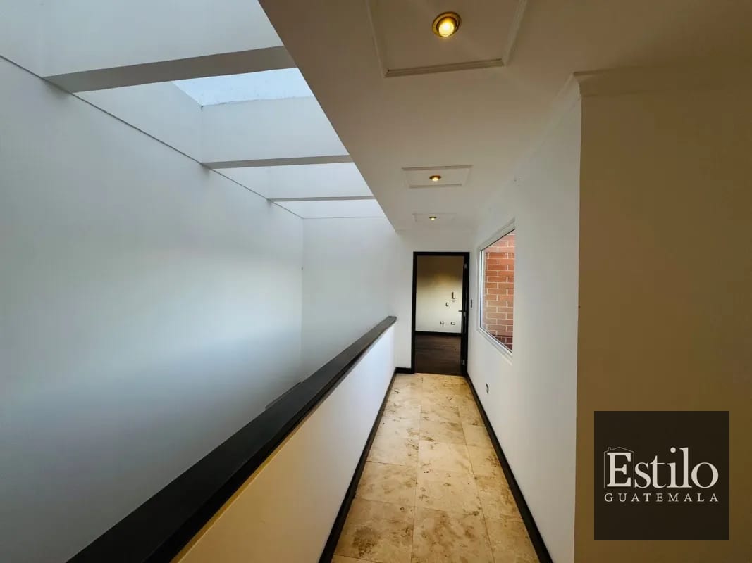 Casa en Venta Condominio Colinas de Castel — Casa en Venta en Colinas de Castel, Carretera a El Salvador, Guatemala, Ciudad — foto 5 de 12